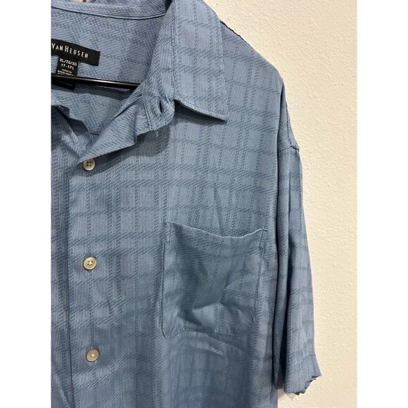 Van Heusen Plaid Short Sleeve Button Up Shirt Blue Sz XL 17-17.5 Workwear - Picture 4 of 9